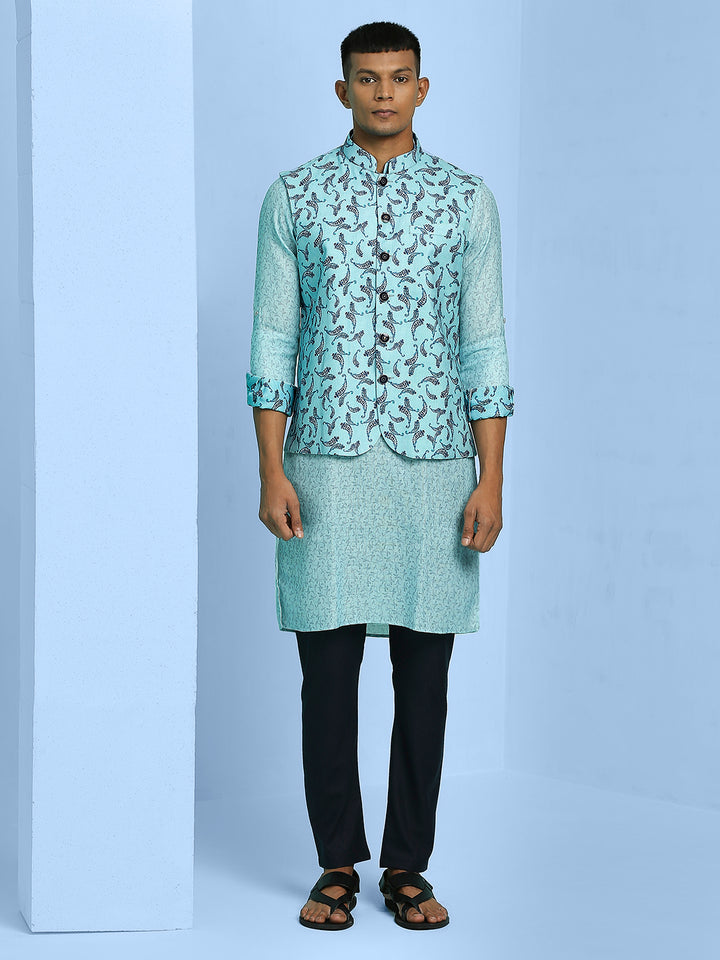 Yoke Design Turn Up Sleeve Kurta Set with Nehru Jacket