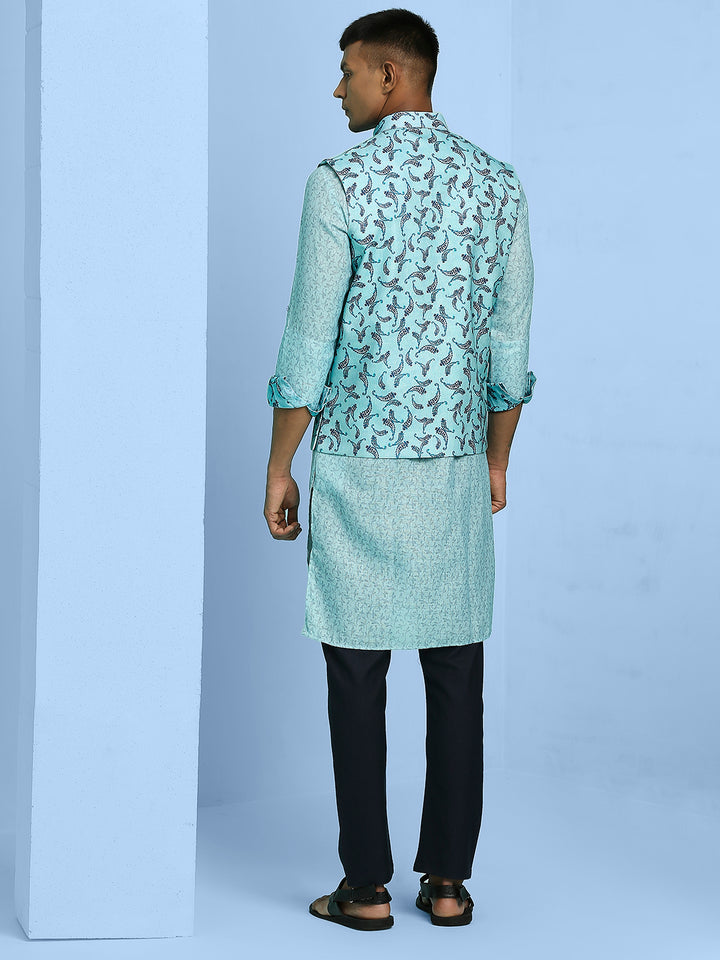 Yoke Design Turn Up Sleeve Kurta Set with Nehru Jacket