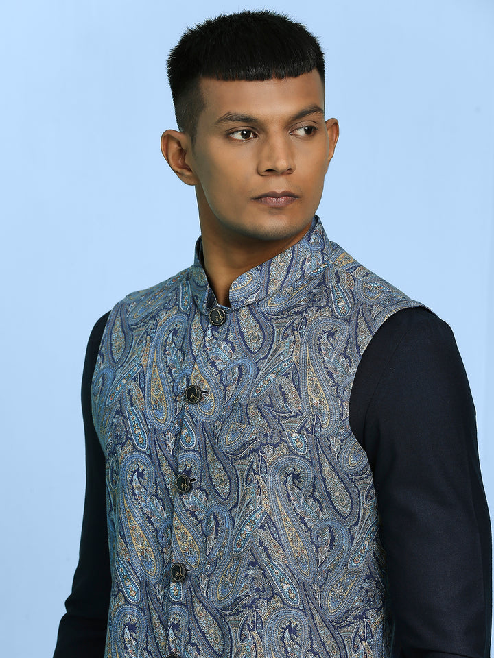 Kurta Set with Paisley Print Nehru Jacket